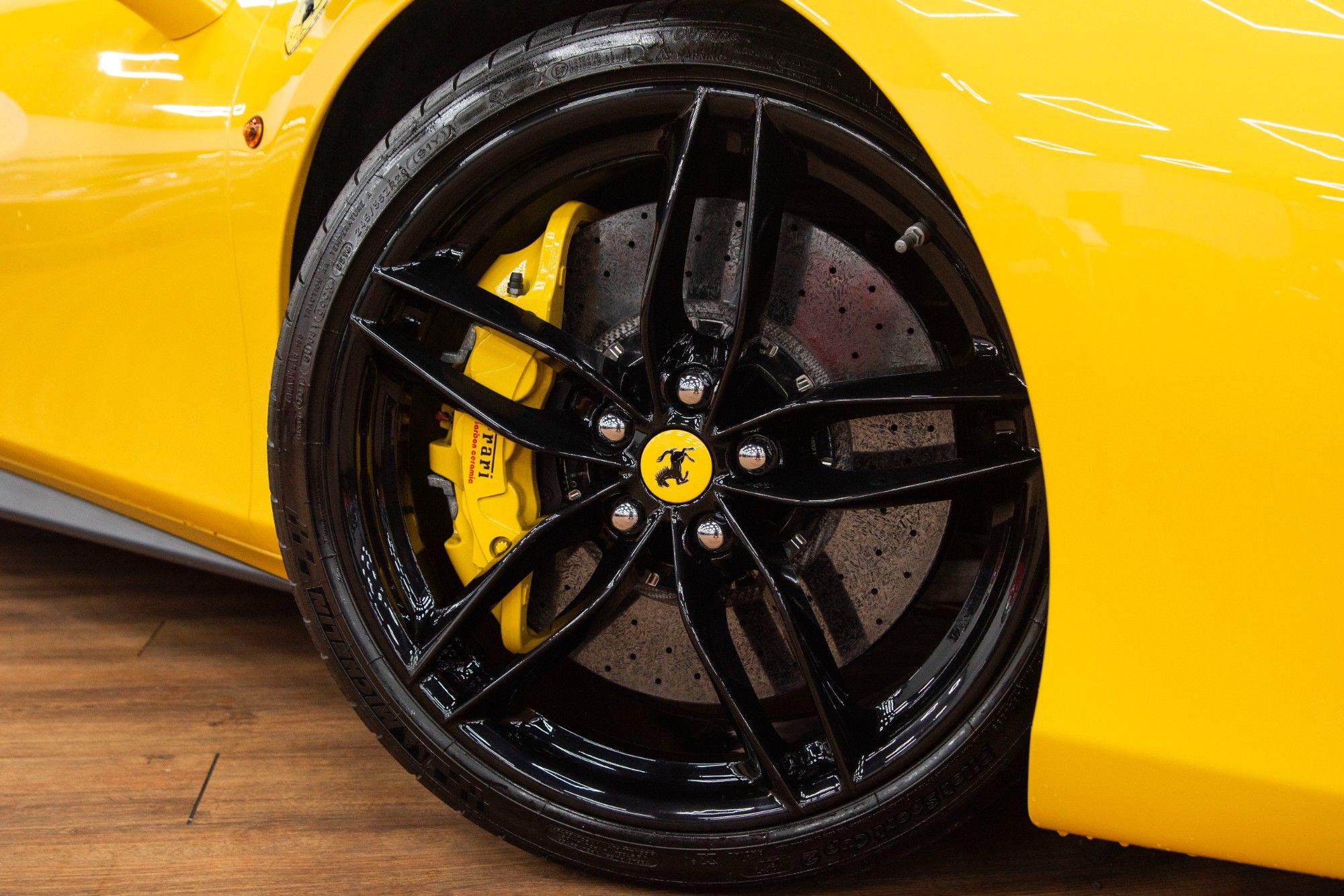 USED 2017 S FERRARI 488 3.9T V8 GTB Coupe  