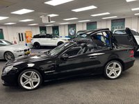USED 2009 59 MERCEDES-BENZ SL 3.5 SL350 Convertible 2dr Petrol 7G-Tronic (226 g/km, 315 bhp) UK DELIVERY FLAT FEE &pound;175 (SUBJECT TO DEAL) *OVER 100 IMAGES ON OUR WEBSITE*BESPOKE FINANCE ARRANGED*PART EXCHANGE WELCOME*ALL VEHICLES HPI CLEAR