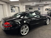 USED 2009 59 MERCEDES-BENZ SL 3.5 SL350 Convertible 2dr Petrol 7G-Tronic (226 g/km, 315 bhp) UK DELIVERY FLAT FEE &pound;175 (SUBJECT TO DEAL) *OVER 100 IMAGES ON OUR WEBSITE*BESPOKE FINANCE ARRANGED*PART EXCHANGE WELCOME*ALL VEHICLES HPI CLEAR