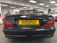 USED 2009 59 MERCEDES-BENZ SL 3.5 SL350 Convertible 2dr Petrol 7G-Tronic (226 g/km, 315 bhp) UK DELIVERY FLAT FEE &pound;175 (SUBJECT TO DEAL) *OVER 100 IMAGES ON OUR WEBSITE*BESPOKE FINANCE ARRANGED*PART EXCHANGE WELCOME*ALL VEHICLES HPI CLEAR