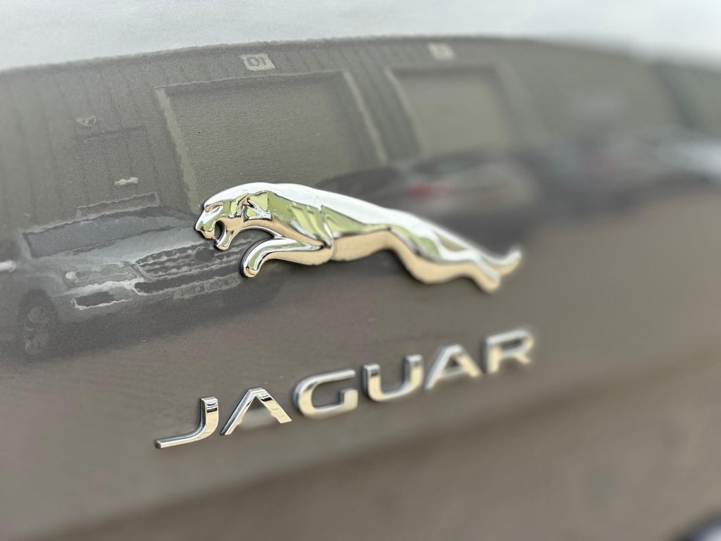 USED 2017 17 JAGUAR XJ 3.0d V6 Autobiography Saloon 4dr Diesel Auto Euro 6 (s/s) (LWB) (300 ps) ADAPTIVE CRUISE|1YEAR WARRANTY