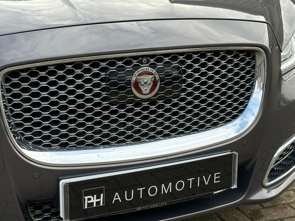 USED 2017 17 JAGUAR XJ 3.0d V6 Autobiography Saloon 4dr Diesel Auto Euro 6 (s/s) (LWB) (300 ps) ADAPTIVE CRUISE|1YEAR WARRANTY