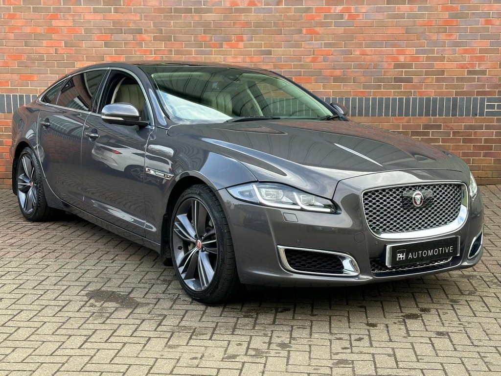 USED 2017 17 JAGUAR XJ 3.0d V6 Autobiography Saloon 4dr Diesel Auto Euro 6 (s/s) (LWB) (300 ps) ADAPTIVE CRUISE|1YEAR WARRANTY