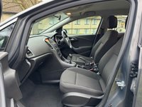 USED 2015 15 VAUXHALL ASTRA 1.6 CDTi ecoFLEX Tech Line Sports Tourer 5dr Diesel Manual Euro 6 (s/s) (136 ps) 