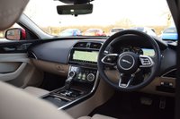 USED 2019 69 JAGUAR XE 2.0 P250i HSE Saloon 4dr Petrol Auto Euro 6 (s/s) (250 ps) PAN ROOF / 1 OWNER / MERIDIAN