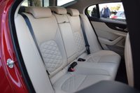 USED 2019 69 JAGUAR XE 2.0 P250i HSE Saloon 4dr Petrol Auto Euro 6 (s/s) (250 ps) PAN ROOF / 1 OWNER / MERIDIAN