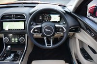 USED 2019 69 JAGUAR XE 2.0 P250i HSE Saloon 4dr Petrol Auto Euro 6 (s/s) (250 ps) PAN ROOF / 1 OWNER / MERIDIAN