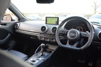 USED 2019 19 AUDI RS3 2.5 TFSI Sportback 5dr Petrol S Tronic quattro Euro 6 (s/s) (400 ps) SPORTS EXHAUST / B&O / MAGRIDE