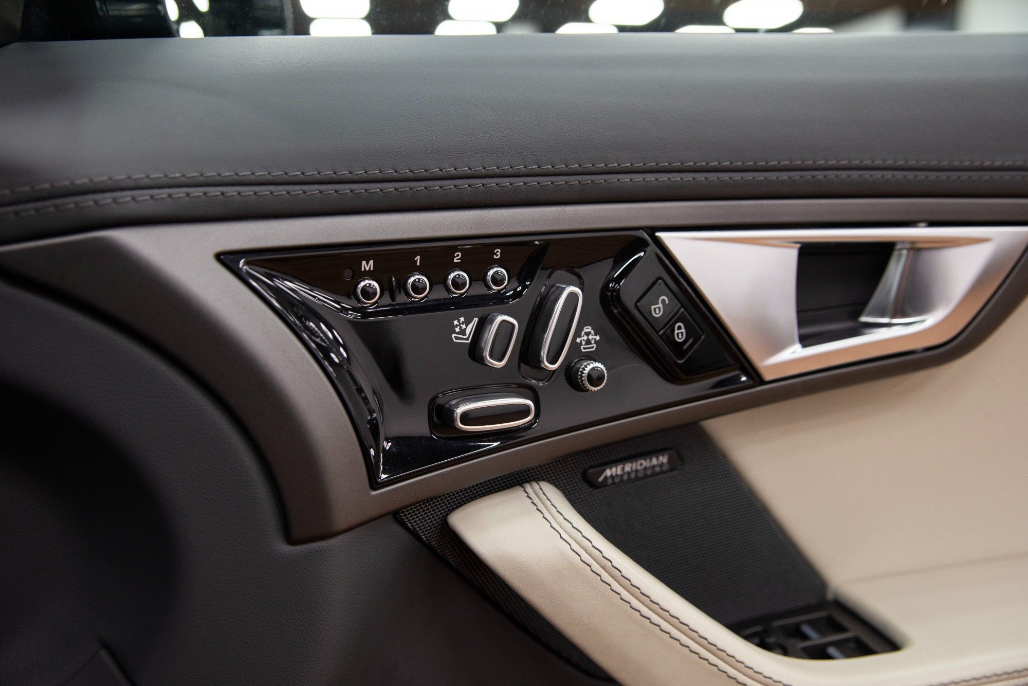 USED 2014 V JAGUAR F-TYPE 3.0 V6 S 
