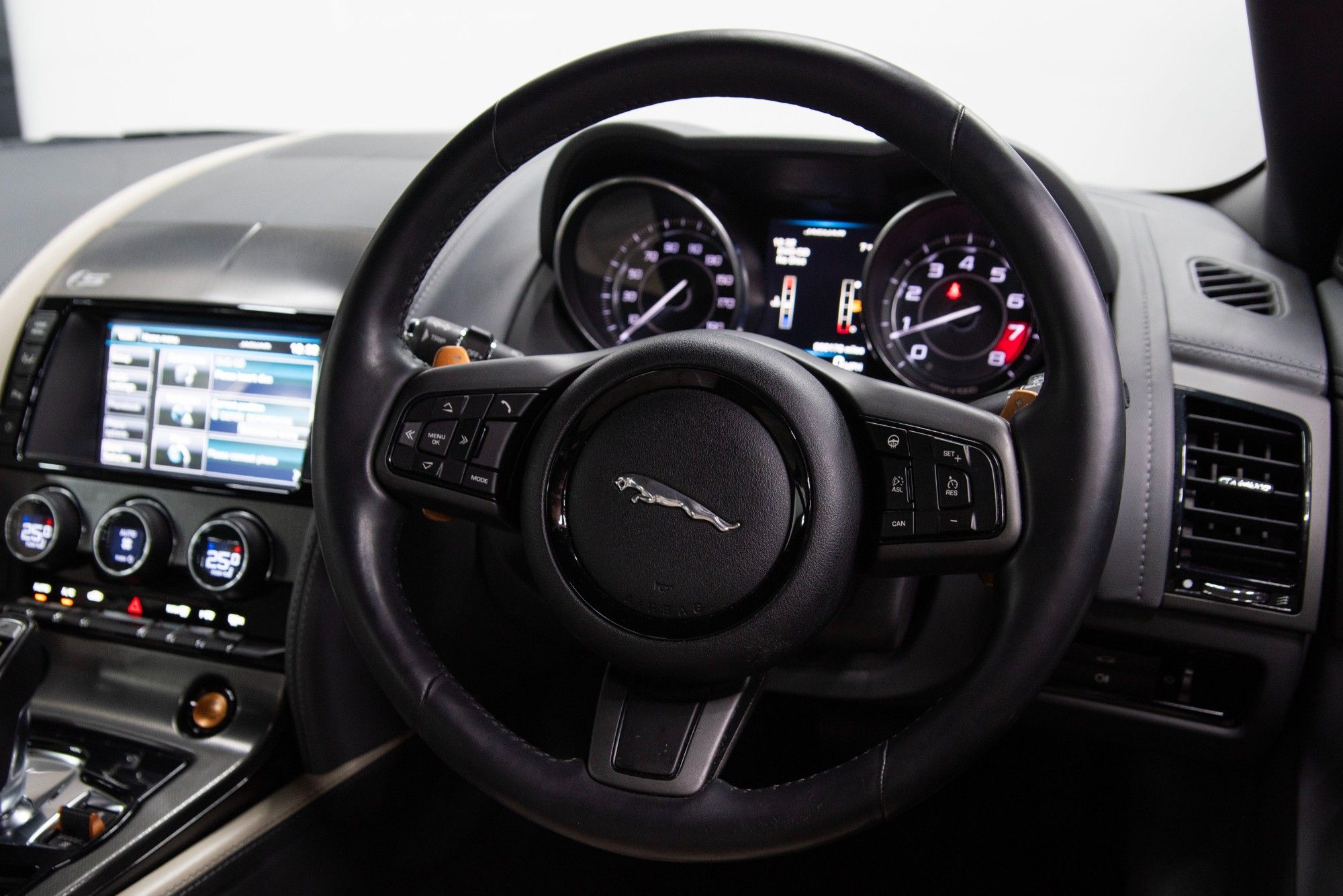USED 2014 V JAGUAR F-TYPE 3.0 V6 S 
