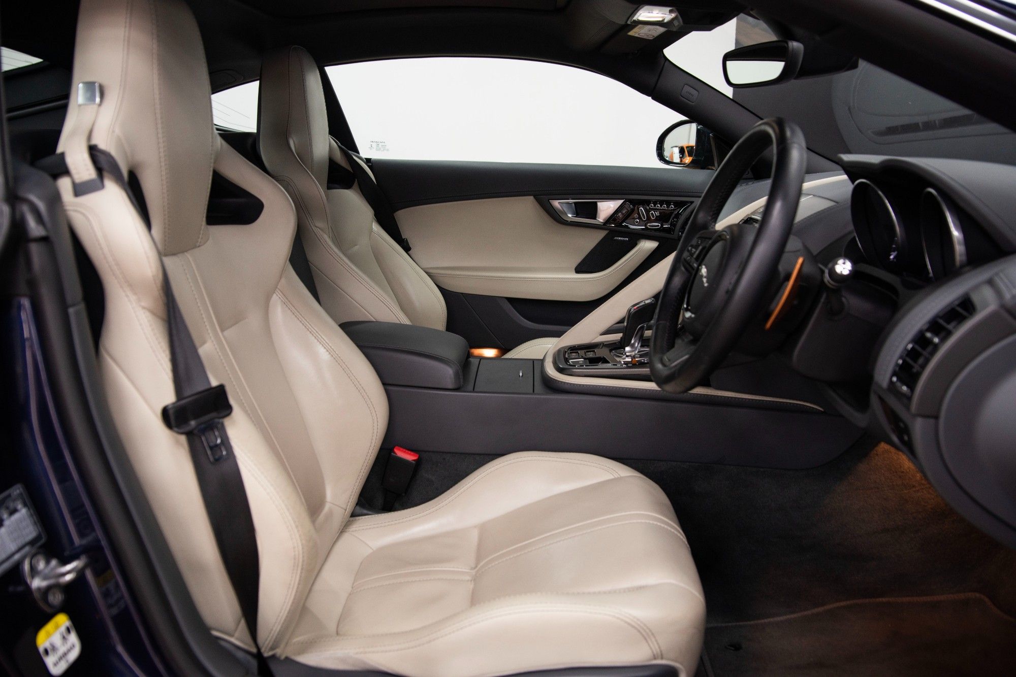 USED 2014 V JAGUAR F-TYPE 3.0 V6 S 