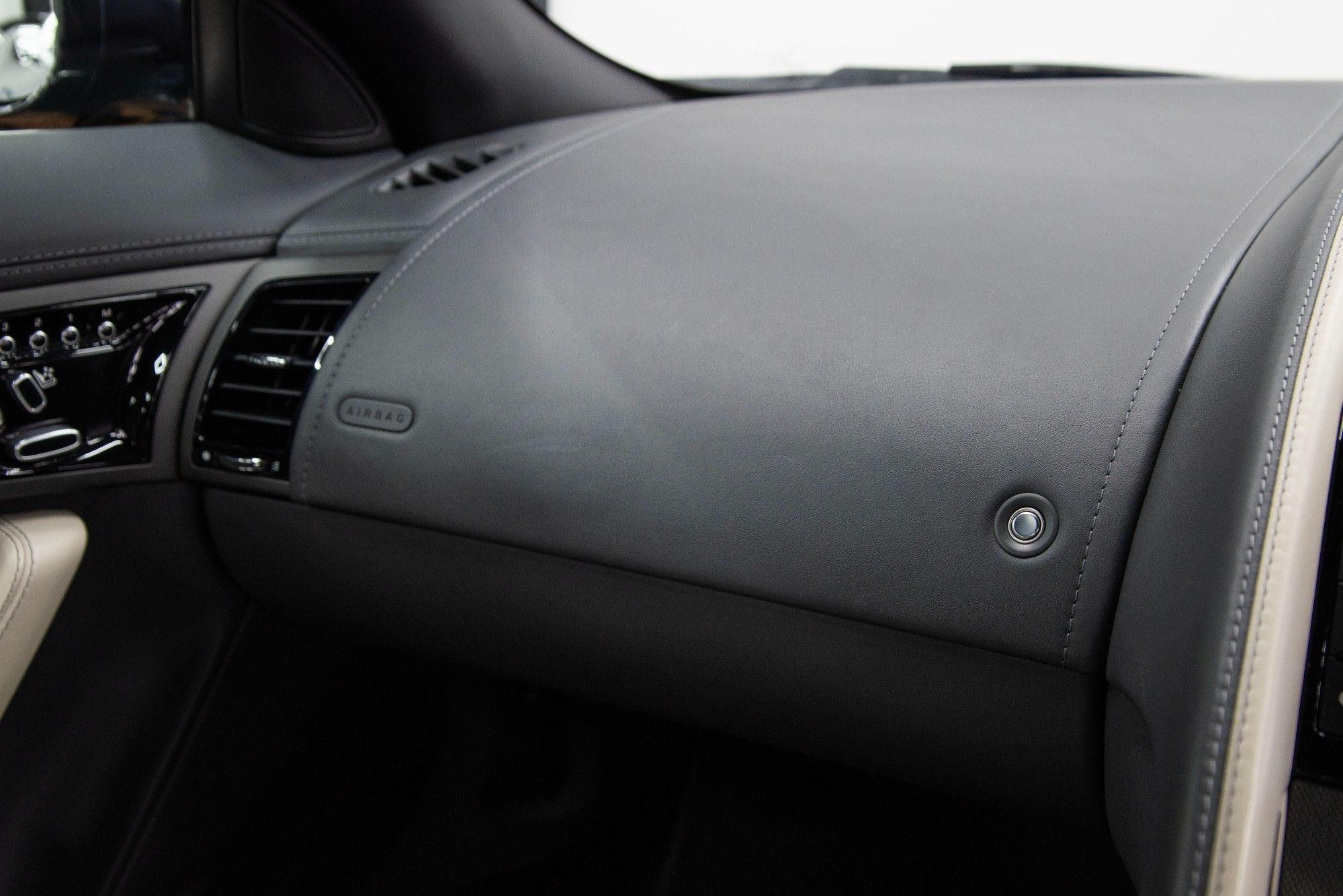 USED 2014 V JAGUAR F-TYPE 3.0 V6 S 