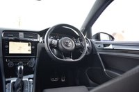 USED 2018 18 VOLKSWAGEN GOLF 2.0 TSI R Hatchback 5dr Petrol DSG 4Motion Euro 6 (s/s) (310 ps) DYNAUDIO / REV CAM / FULL HIST