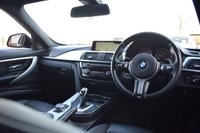 USED 2017 67 BMW 3 SERIES 3.0 330d M Sport Touring 5dr Diesel Auto xDrive Euro 6 (s/s) (258 ps) HUD / HK / M SPORT PLUS
