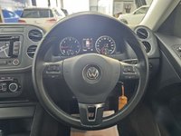 USED 2015 64 VOLKSWAGEN TIGUAN 2.0 TDI BlueMotion Tech Match SUV 5dr Diesel DSG 4WD Euro 5 (s/s) (140 ps) Sat Nav, Auto, Bluetooth, DAB