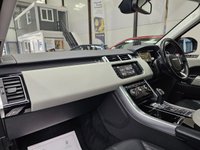 USED 2016 16 LAND ROVER RANGE ROVER SPORT 3.0 SD V6 HSE Dynamic SUV 5dr Diesel Auto 4WD Euro 6 (s/s) (306 ps) Tilt And Slide Pan Roof, &pound;14K Extras, 1 Previous Owner