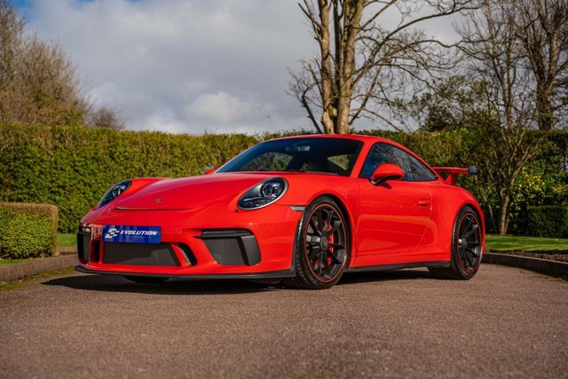 View our PORSCHE 911