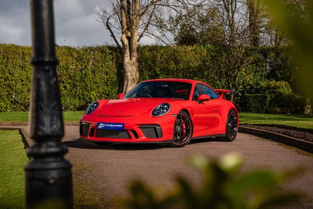 View our PORSCHE 911