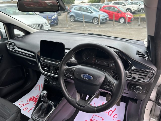 2019 FORD, FIESTA - Photo 11