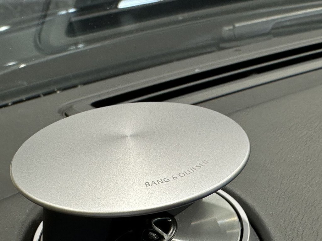 USED 2013 A ASTON MARTIN RAPIDE S 6.0 V12 S Saloon 4dr Petrol T-TronicII Euro 5 (550 bhp) REAR SCREENS | BANG & OLUFSEN