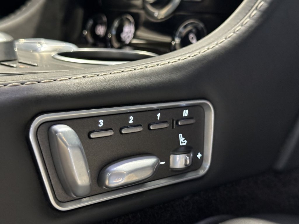 USED 2013 A ASTON MARTIN RAPIDE S 6.0 V12 S Saloon 4dr Petrol T-TronicII Euro 5 (550 bhp) REAR SCREENS | BANG & OLUFSEN