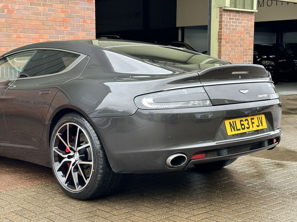 USED 2013 A ASTON MARTIN RAPIDE S 6.0 V12 S Saloon 4dr Petrol T-TronicII Euro 5 (550 bhp) REAR SCREENS | BANG & OLUFSEN