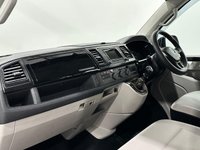 USED 2017 17 VOLKSWAGEN TRANSPORTER SHUTTLE 2.0 TDI BlueMotion Tech SE Minibus Double Cab 5dr Diesel Manual FWD LWB Euro 6 (s/s) (102 ps) Rare 9 Seater