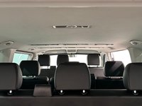 USED 2017 17 VOLKSWAGEN TRANSPORTER SHUTTLE 2.0 TDI BlueMotion Tech SE Minibus Double Cab 5dr Diesel Manual FWD LWB Euro 6 (s/s) (102 ps) Rare 9 Seater