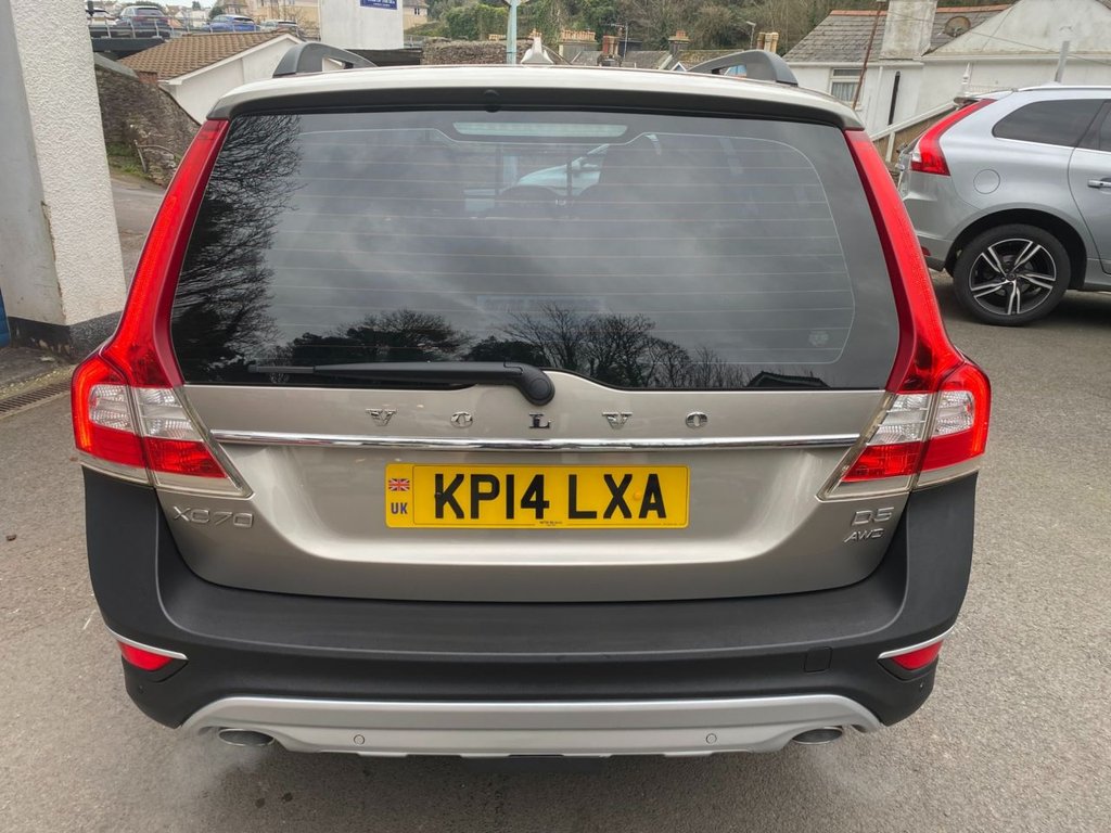 USED 2014 14 VOLVO XC70 2.4 D5 SE Lux Estate 5dr Diesel Geartronic AWD Euro 5 (215 ps) DRIVERS SUPPORT PACK / WINTER PACK