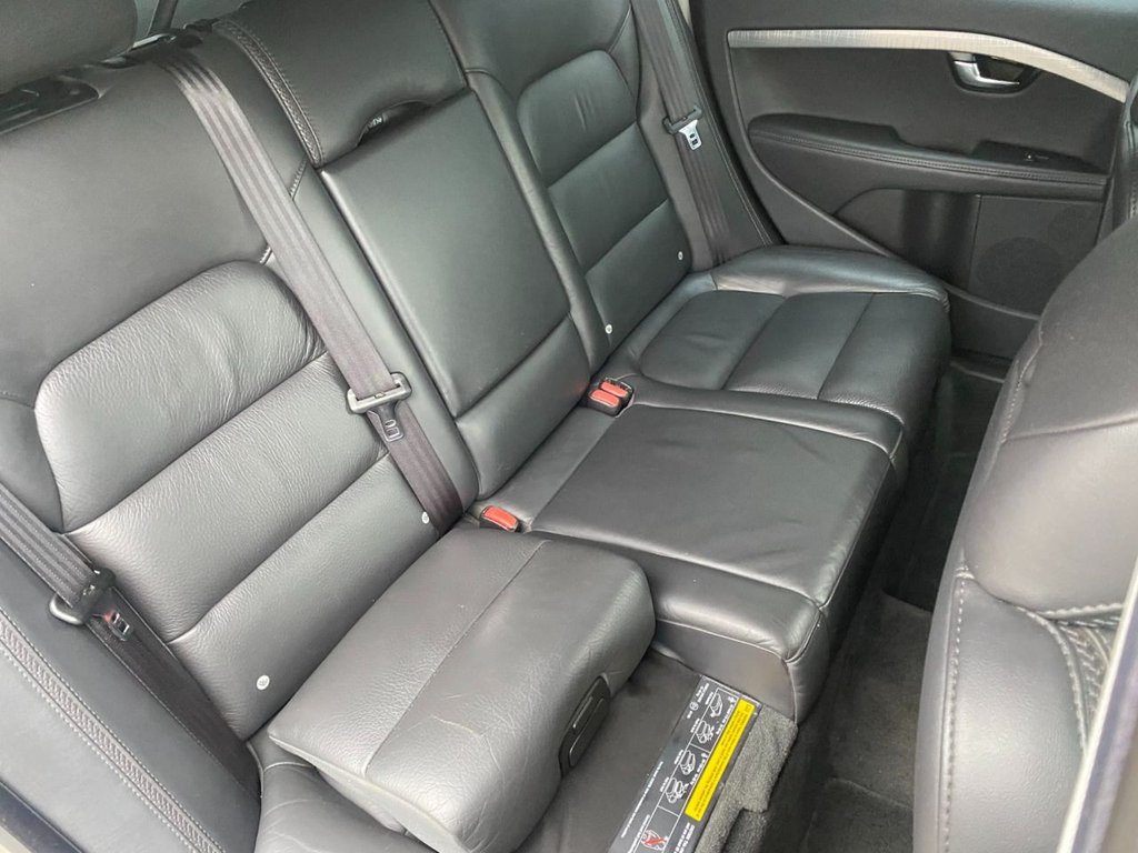 USED 2014 14 VOLVO XC70 2.4 D5 SE Lux Estate 5dr Diesel Geartronic AWD Euro 5 (215 ps) DRIVERS SUPPORT PACK / WINTER PACK