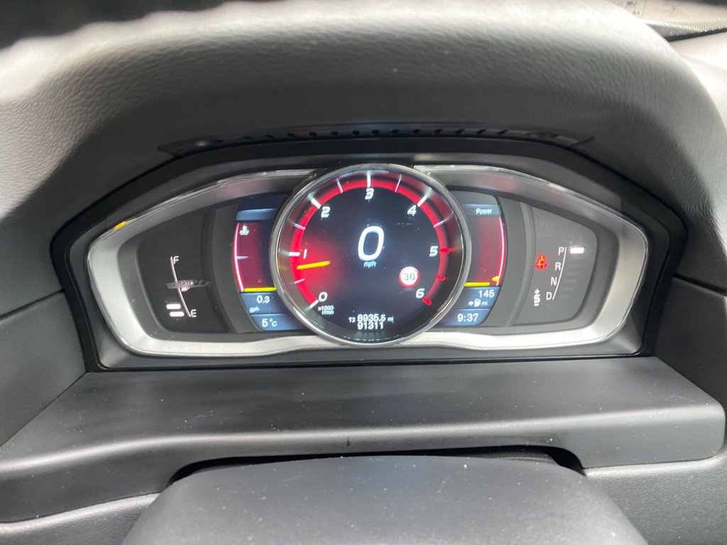 USED 2014 14 VOLVO XC70 2.4 D5 SE Lux Estate 5dr Diesel Geartronic AWD Euro 5 (215 ps) DRIVERS SUPPORT PACK / WINTER PACK
