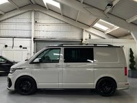 USED 2022 22 VOLKSWAGEN TRANSPORTER 2.0 BiTDI T32 Highline Crew Van Double Cab 5dr Diesel DSG FWD SWB Euro 6 (s/s) (204 ps) LEIGHTON EDITION VW CONVERSION