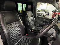 USED 2022 22 VOLKSWAGEN TRANSPORTER 2.0 BiTDI T32 Highline Crew Van Double Cab 5dr Diesel DSG FWD SWB Euro 6 (s/s) (204 ps) LEIGHTON EDITION VW CONVERSION