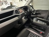 USED 2022 22 VOLKSWAGEN TRANSPORTER 2.0 BiTDI T32 Highline Crew Van Double Cab 5dr Diesel DSG FWD SWB Euro 6 (s/s) (204 ps) LEIGHTON EDITION VW CONVERSION