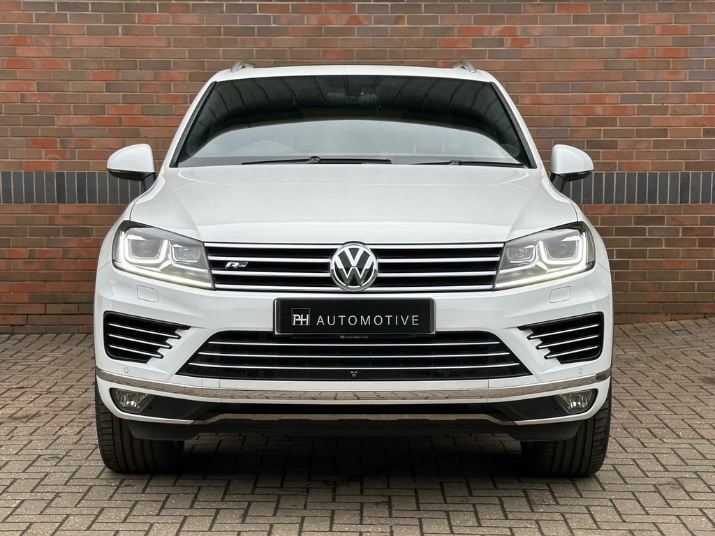USED 2017 67 VOLKSWAGEN TOUAREG 3.0 TDI V6 R-Line Plus SUV 5dr Diesel Tiptronic 4WD Euro 6 (s/s) (262 ps) TOW BAR|21" WHEEL|1YR WARRANTY