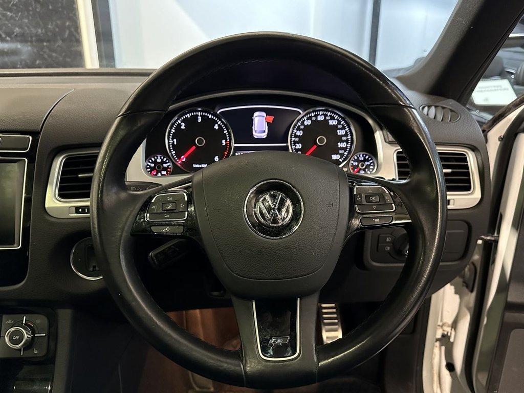 USED 2017 67 VOLKSWAGEN TOUAREG 3.0 TDI V6 R-Line Plus SUV 5dr Diesel Tiptronic 4WD Euro 6 (s/s) (262 ps) TOW BAR|21" WHEEL|1YR WARRANTY
