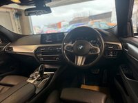 USED 2018 68 BMW 6 SERIES GRAN TURISMO 3.0 630d M Sport GT 5dr Diesel Auto Euro 6 (s/s) (265 ps)+1 FORMER KEEPER+2 KEYS+FSH+PANORAMIC SUNROOF+LEATHER HEATED SEATS 2 KEYS+FSH+1 FORMER KEEPER+NAV+FULL LEATHER HEATED SEATS+PRIVACY+PANORAMIC SUNROOF+MEDIA+ALLOYS+AIRCON+CRUISE+CLIMATE+PARKING SENSORS+HPI CLEAR