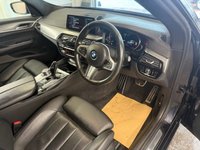 USED 2018 68 BMW 6 SERIES GRAN TURISMO 3.0 630d M Sport GT 5dr Diesel Auto Euro 6 (s/s) (265 ps)+1 FORMER KEEPER+2 KEYS+FSH+PANORAMIC SUNROOF+LEATHER HEATED SEATS 2 KEYS+FSH+1 FORMER KEEPER+NAV+FULL LEATHER HEATED SEATS+PRIVACY+PANORAMIC SUNROOF+MEDIA+ALLOYS+AIRCON+CRUISE+CLIMATE+PARKING SENSORS+HPI CLEAR