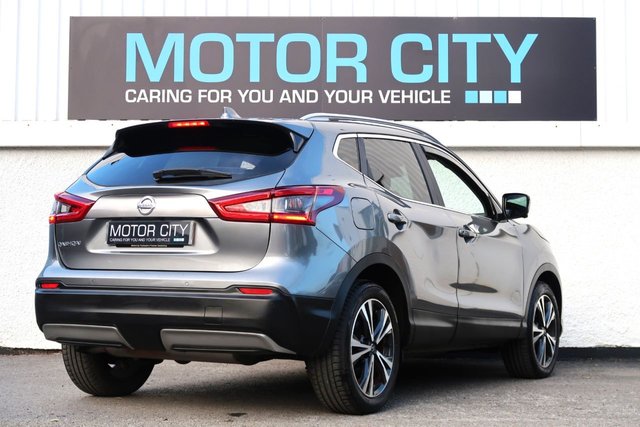 View our NISSAN QASHQAI