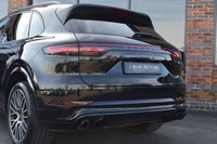 USED 2019 69 PORSCHE CAYENNE 2.9T V6 GPF S SUV 5dr Petrol TiptronicS 4WD Euro 6 (s/s) (440 ps) PAN ROOF / BOSE / CHRONO PACK