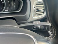 USED 2018 18 VOLVO V40 1.5 T2 R-Design Pro Hatchback 5dr Petrol Auto Euro 6 (s/s) (122 ps) Panoramic Sunroof, Heated Seats, Electric Front Seats, Memory Drivers Seat, Voice Control, Black Leather, Rear Camera