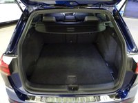 USED 2022 71 VOLKSWAGEN GOLF 1.5 eTSI MHEV R-Line Estate 5dr Petrol Hybrid DSG Euro 6 (s/s) (150 ps) SAT NAV CRUISE PARK SENSORS APPLE CARPLAY H/S WHEEL
