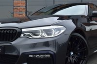 USED 2018 06 BMW 5 SERIES 3.0 530d M Sport Saloon 4dr Diesel Auto xDrive Euro 6 (s/s) (265 ps) ICON LED / HUD / M SPORT+ PACK
