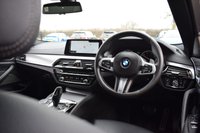 USED 2018 06 BMW 5 SERIES 3.0 530d M Sport Saloon 4dr Diesel Auto xDrive Euro 6 (s/s) (265 ps) ICON LED / HUD / M SPORT+ PACK
