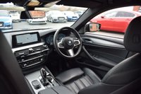 USED 2018 06 BMW 5 SERIES 3.0 530d M Sport Saloon 4dr Diesel Auto xDrive Euro 6 (s/s) (265 ps) ICON LED / HUD / M SPORT+ PACK