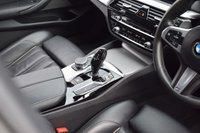 USED 2018 06 BMW 5 SERIES 3.0 530d M Sport Saloon 4dr Diesel Auto xDrive Euro 6 (s/s) (265 ps) ICON LED / HUD / M SPORT+ PACK