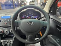 USED 2012 62 HYUNDAI I10 1.2 Classic Hatchback 5dr Petrol Manual Euro 5 (85 bhp) &pound;20 Tax, Air Conditioning
