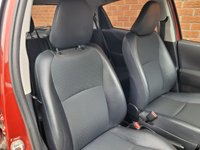 USED 2013 63 TOYOTA YARIS 1.5 VVT-h T Spirit Hatchback 5dr Petrol Hybrid CVT Euro 5 (101 ps) SAT NAV - REAR CAMERA - 1 OWNER - HYBRID - &pound;0 ROAD TAX