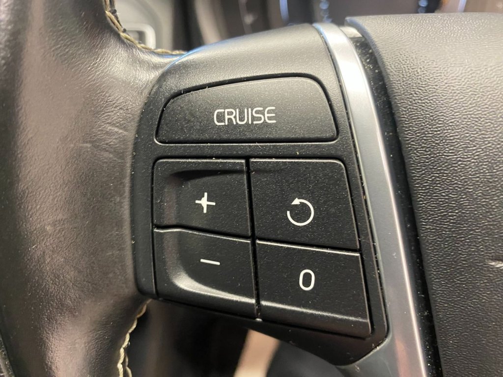 USED 2016 16 VOLVO XC60 2.0 D4 R-Design Lux Nav SUV 5dr Diesel Auto Euro 6 (s/s) (190 ps) DAB KEYLESS NAVIGATION