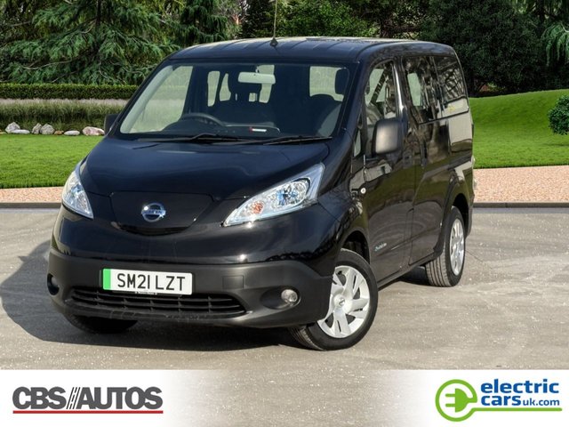 View our NISSAN e-NV200